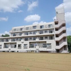 【オーナーチェンジ】角地 部屋タイプ複数有！
