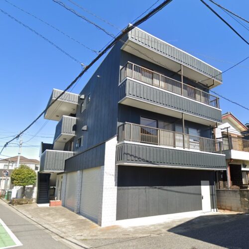 【満室】角地 幸手駅徒歩8分 駐車場5台 倉庫5つあり