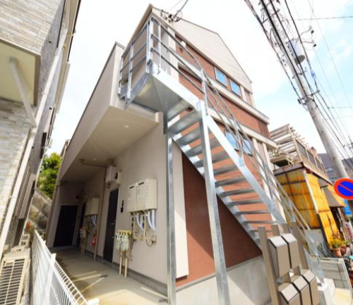 【満室】駅徒歩9分 2017年築 利回り約6.38％