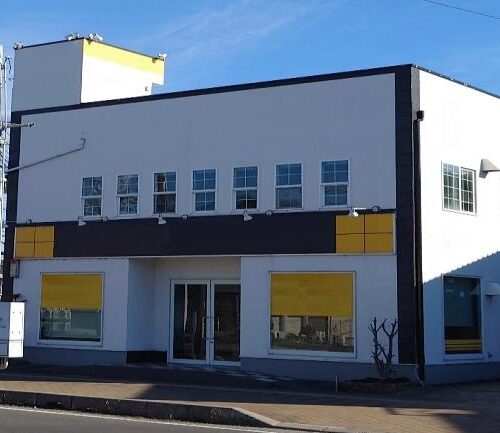 【自己利用可】角地 八潮駅徒歩8分 駐車場スペース有