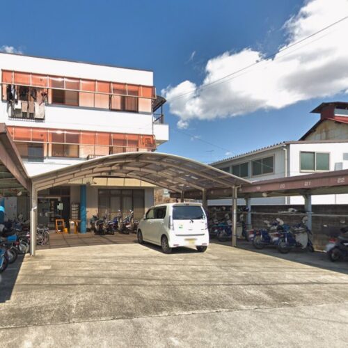 【自己利用可】土地136坪 整形地 18部屋有 駐車場有